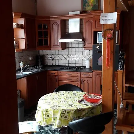 Attila Apartmanhaz 아파트 *