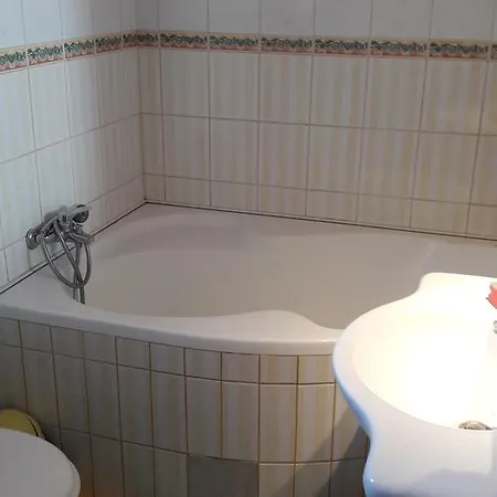 Attila Apartmanhaz 아파트 *