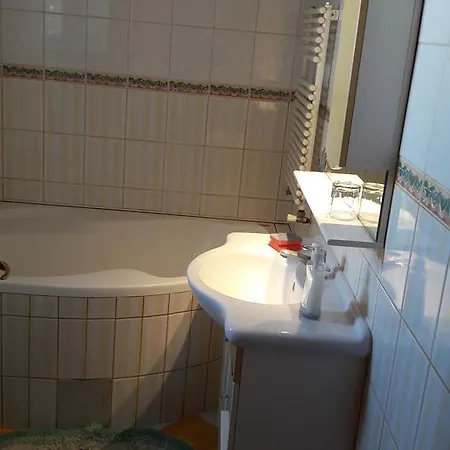 Attila Apartmanhaz *